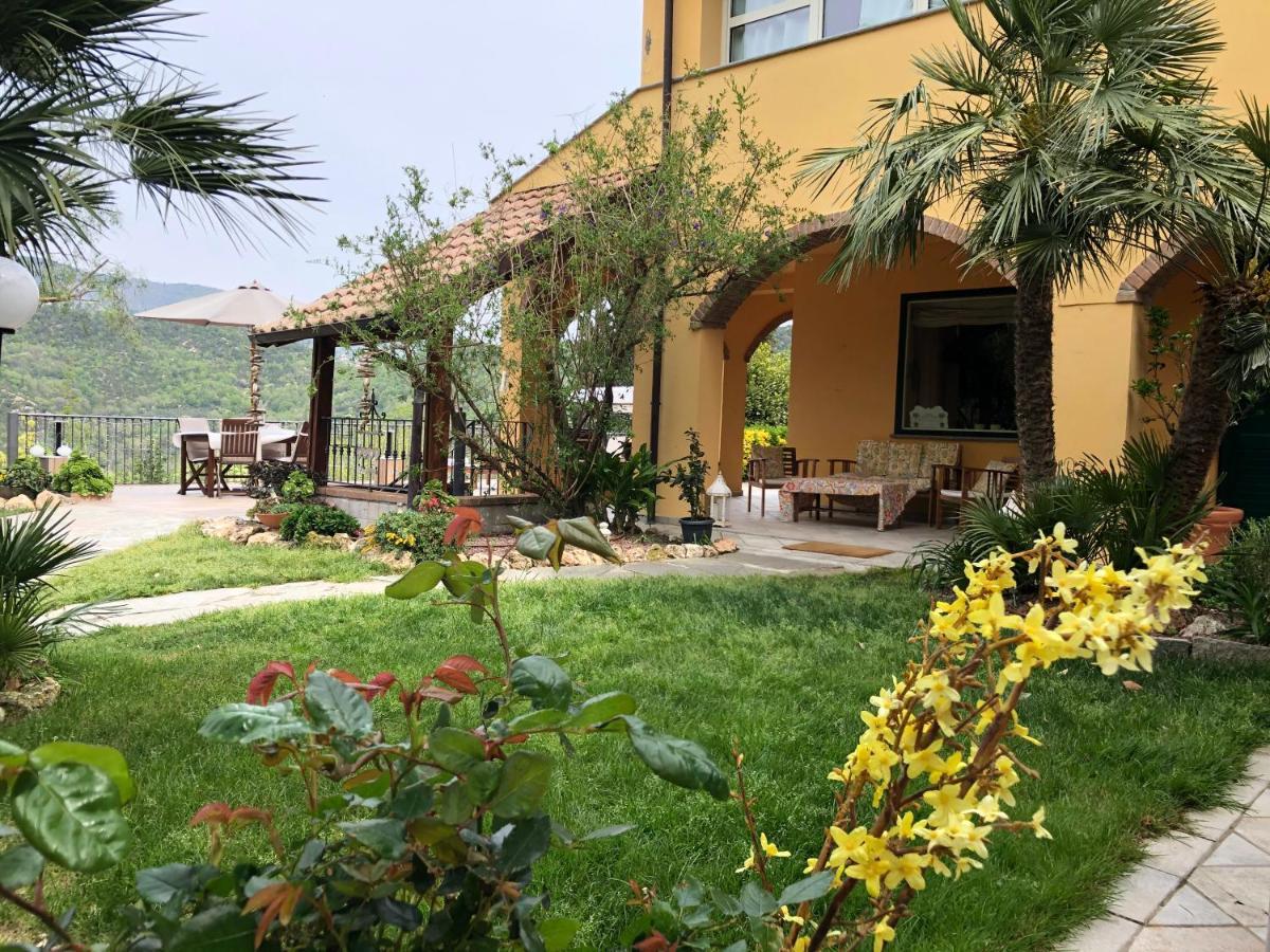 L'Acacia B&B Pietra Ligure Extérieur photo